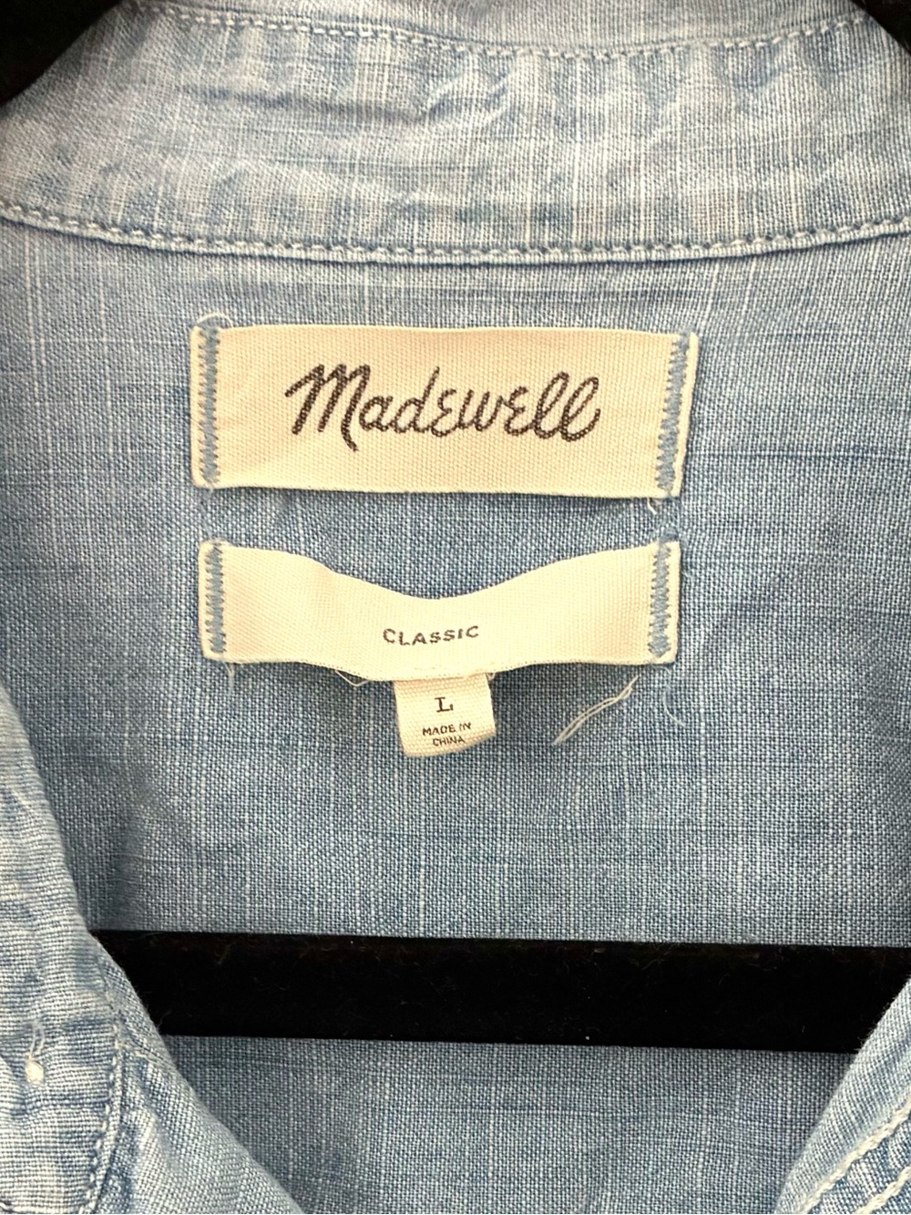 Madewell Chambray Button Up Shirt Lightweight Denim Top Size L - Picture 2 of 5